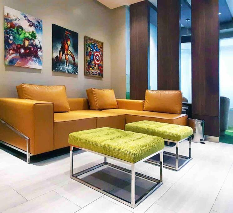 Apartment Tropical 1br Uptown Parksuites Bgc, 200mbps Smart Tv *