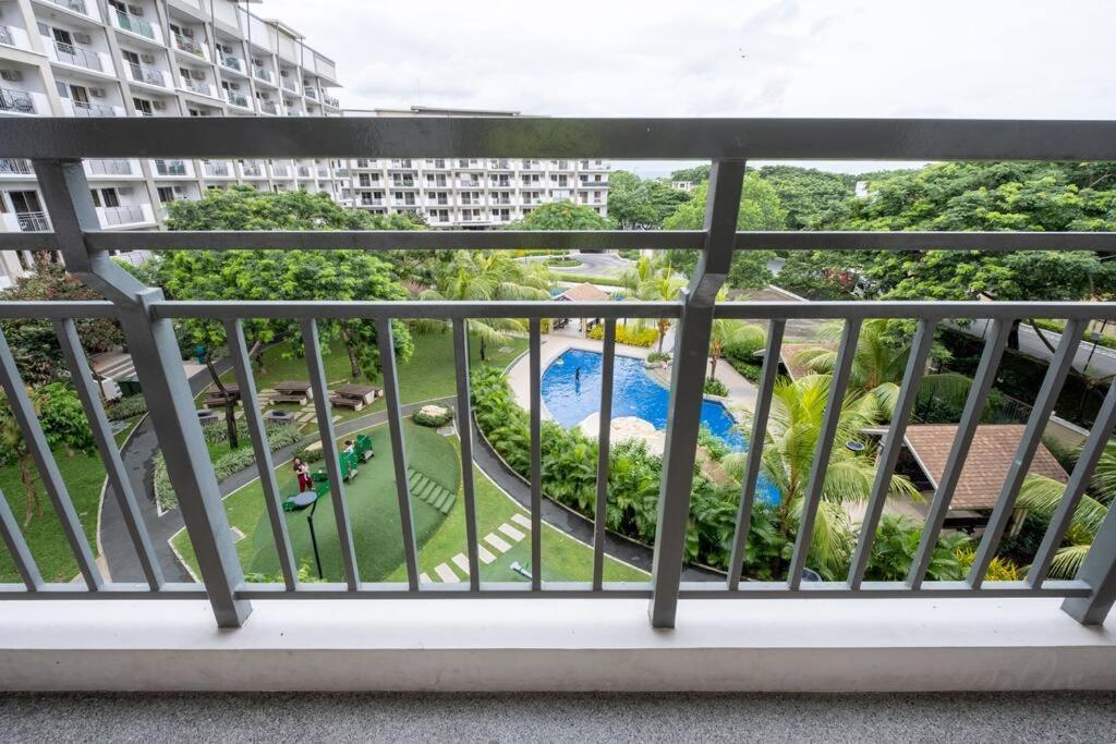 2br Fully Air-conditioned Staycation Free Parking Manila