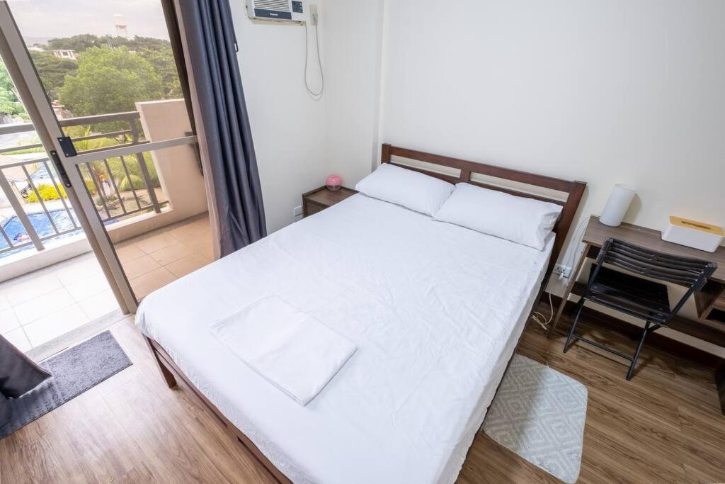 2br Fully Air-conditioned Staycation Free Parking