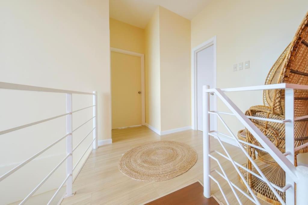 Stayhere Penthouse Executive 3br In Vibrant Makati