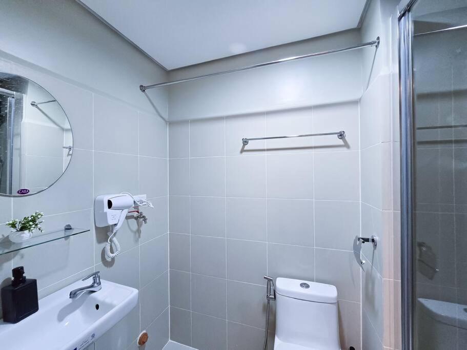 1br Unit Condotel W Balcony Fame Residences -fm14 Apartment *