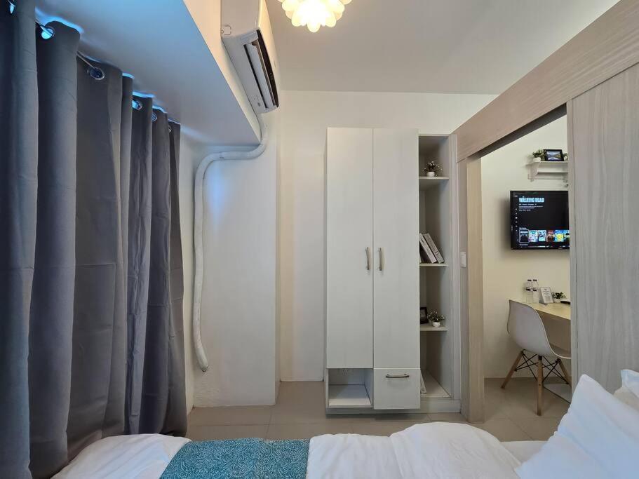 1br Condotel W Balcony Sm Light Residences - Lt07 Manila