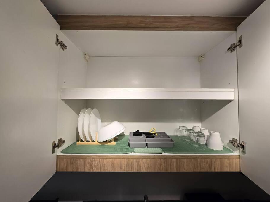 Apartment 1br Condotel W Balcony Sm Light Residences - Lt07 *