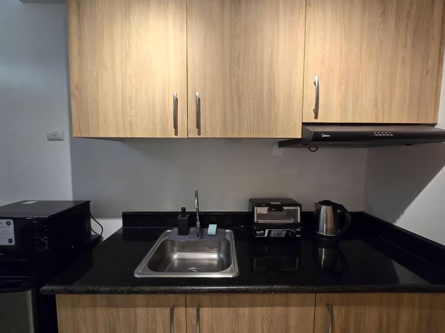 1br Condotel W Balcony Sm Light Residences - Lt07 Apartment Manila