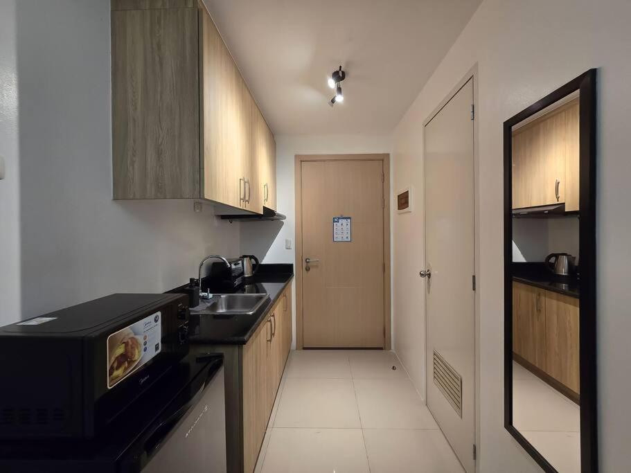 Apartment 1br Condotel W Balcony Sm Light Residences - Lt07 *