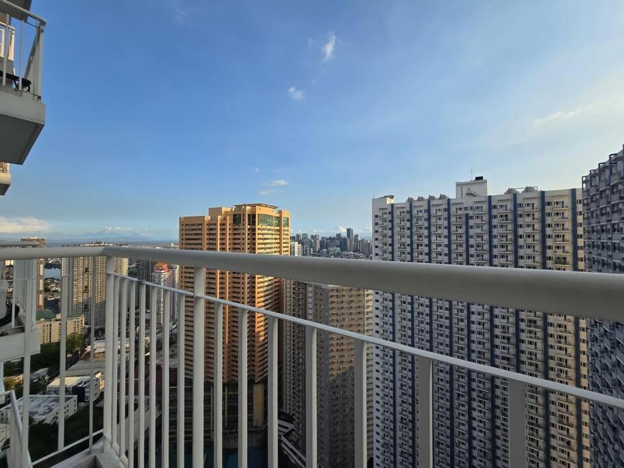 1br Condotel W Balcony Sm Light Residences - Lt07 Apartment