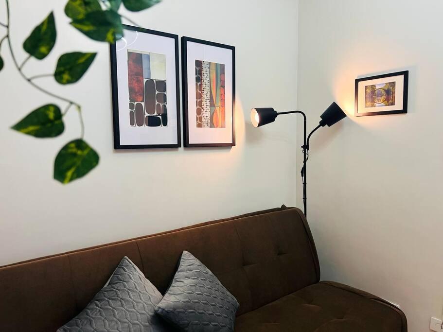 1br Unit Condotel W Balcony Fame Residences -fm28 Apartment Manila