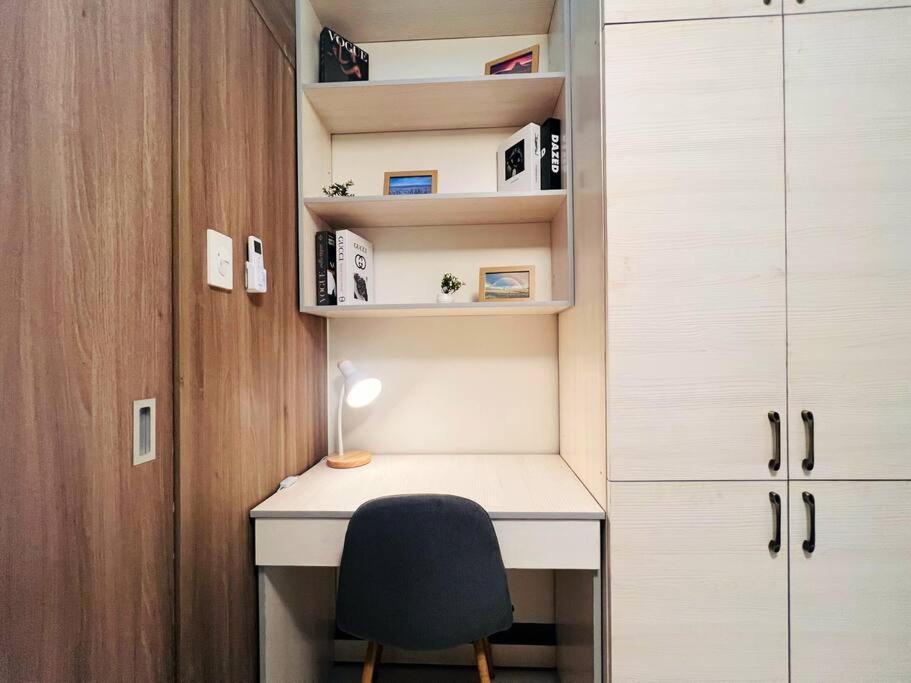 1br Unit Condotel W Balcony Fame Residences -fm28 Apartment Manila