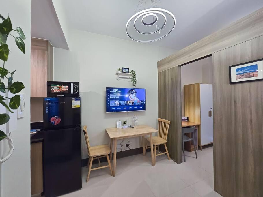 1br Unit Condotel W/ Balcony Fame Residences -fm30 Apartment