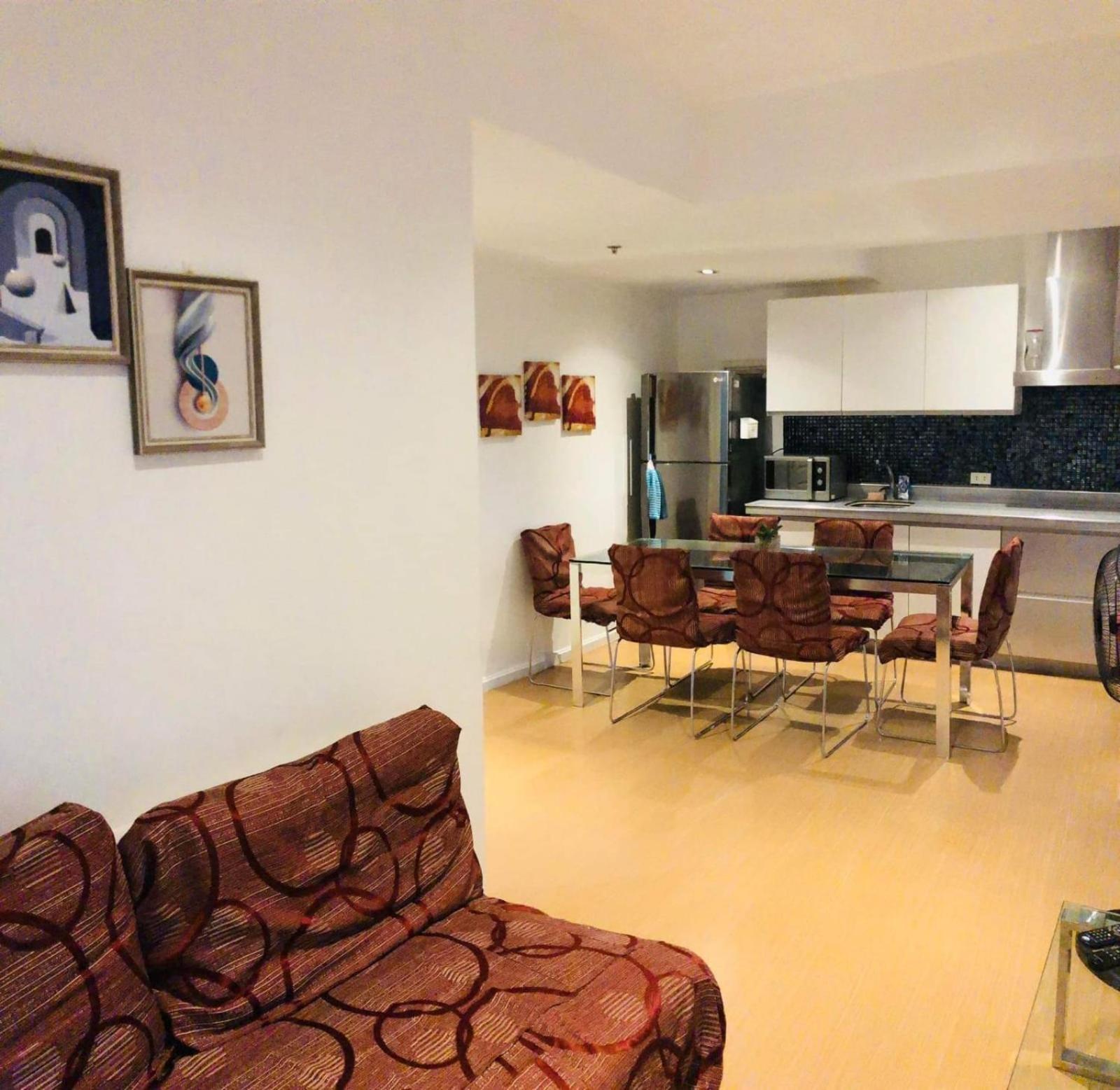 Beach Front Living In The Heart Of The City, Azure Residences Apartment *