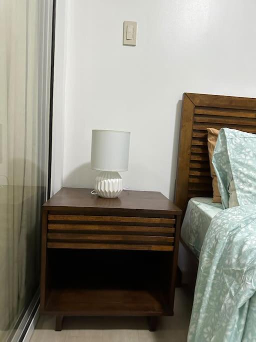 Apartment Staycation With Wave Pool At Azure Urban Manila