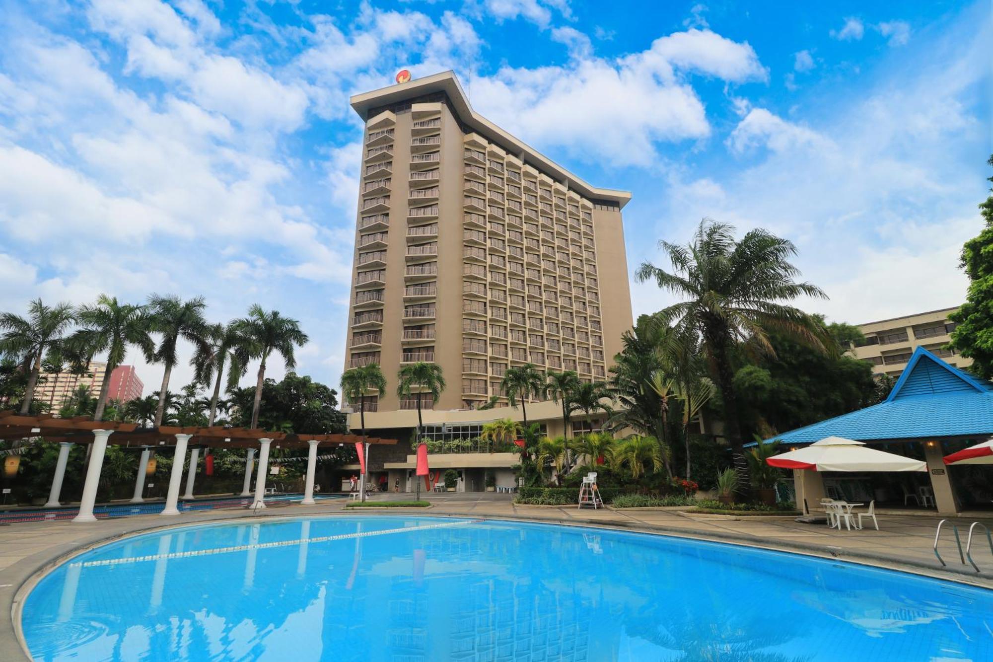 Hotel Century Park