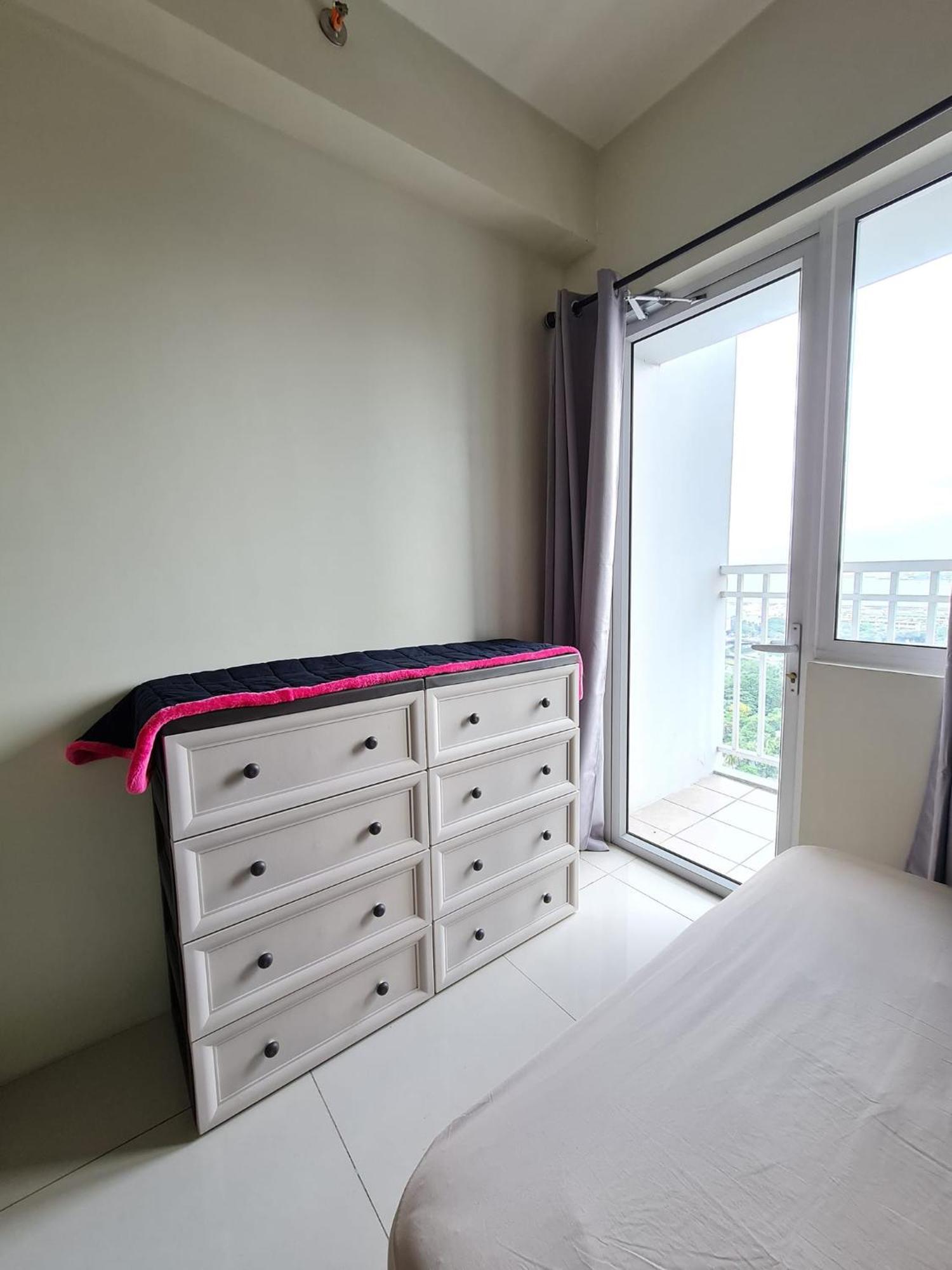 #20 Breeze Residences Apartment Manila