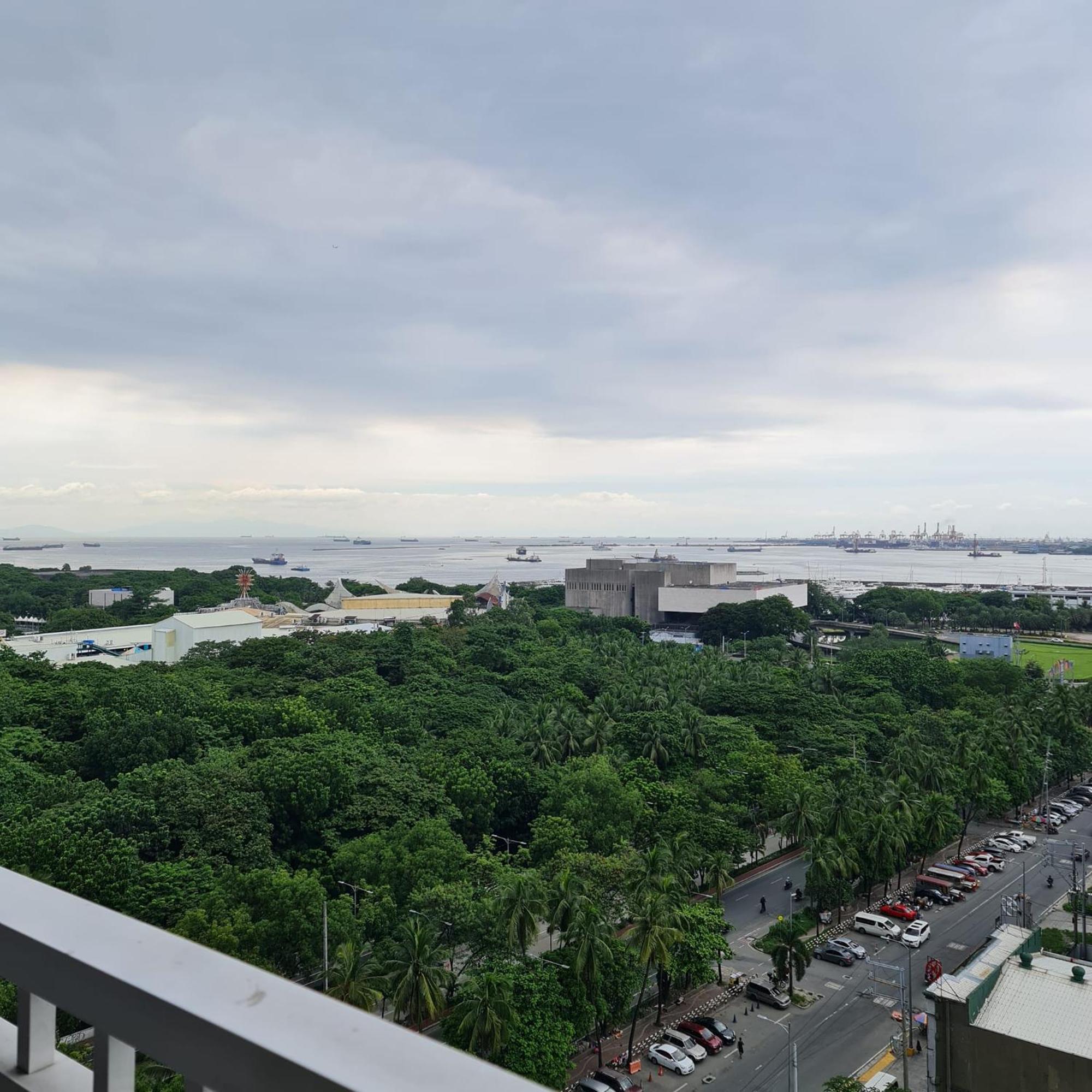Apartment #20 Breeze Residences *