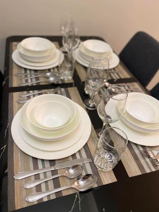 Faye's Cozy & Modern 1br At Uptown Bgc Apartment Manila