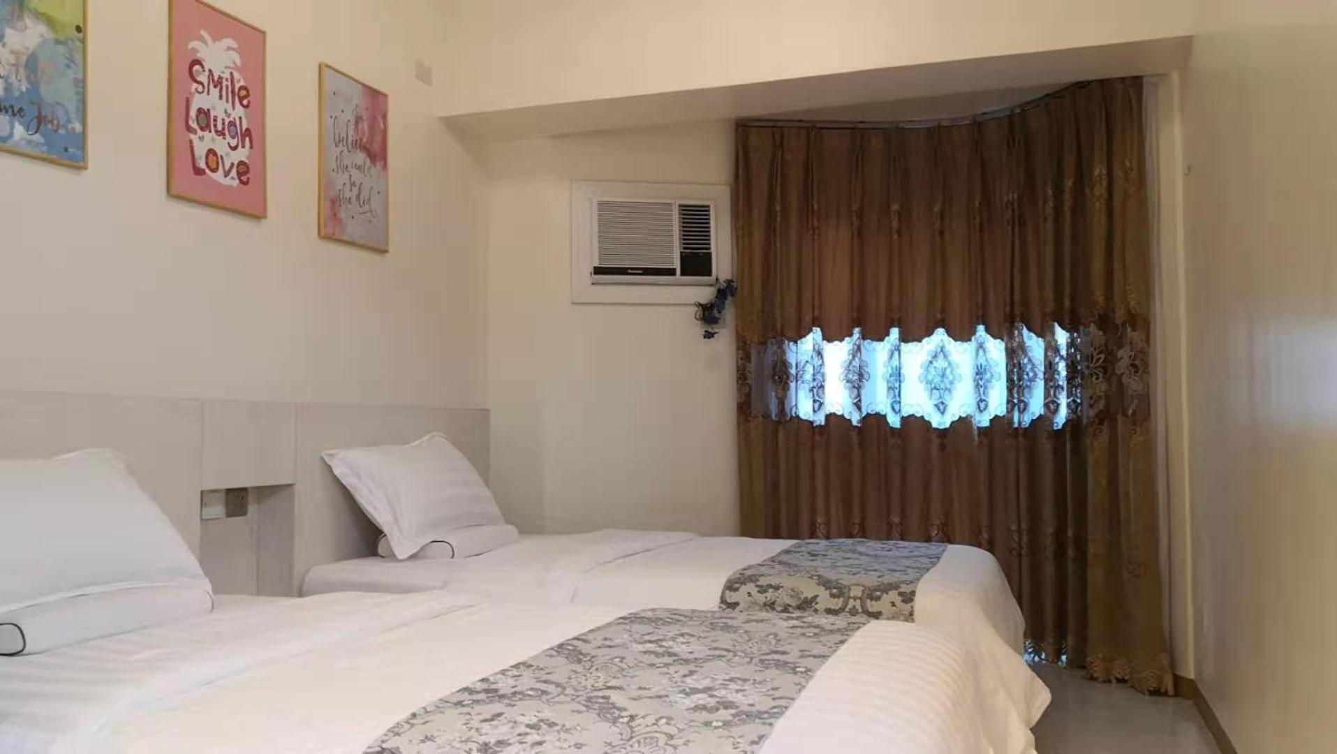 Sunset House Roxas Bay Apartment *