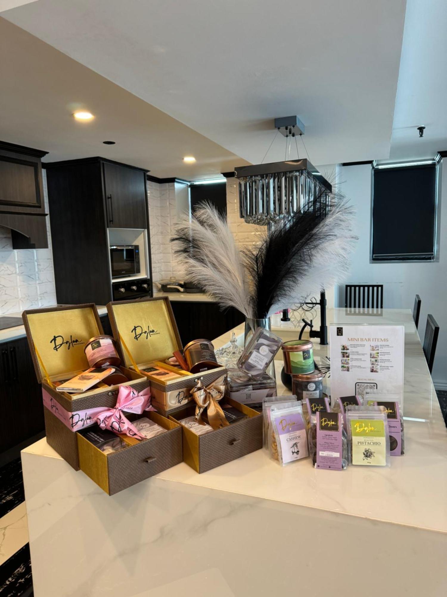 Makati Prime Luxury Apartment