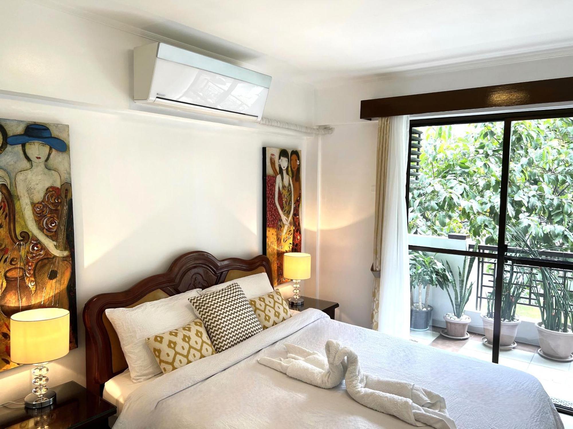 Apartment Stunning 2br Apt, 65 Sq M Netflix At Rosewood Pointe Residences Near Bgc