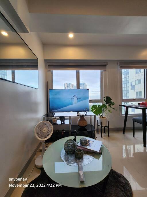 Apartment Victoria Tower B Bgc, Taguig Manila