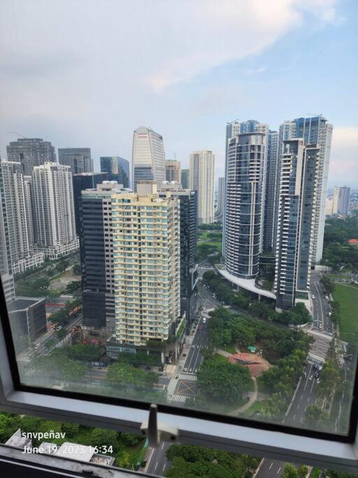 Victoria Tower B Bgc, Taguig Manila