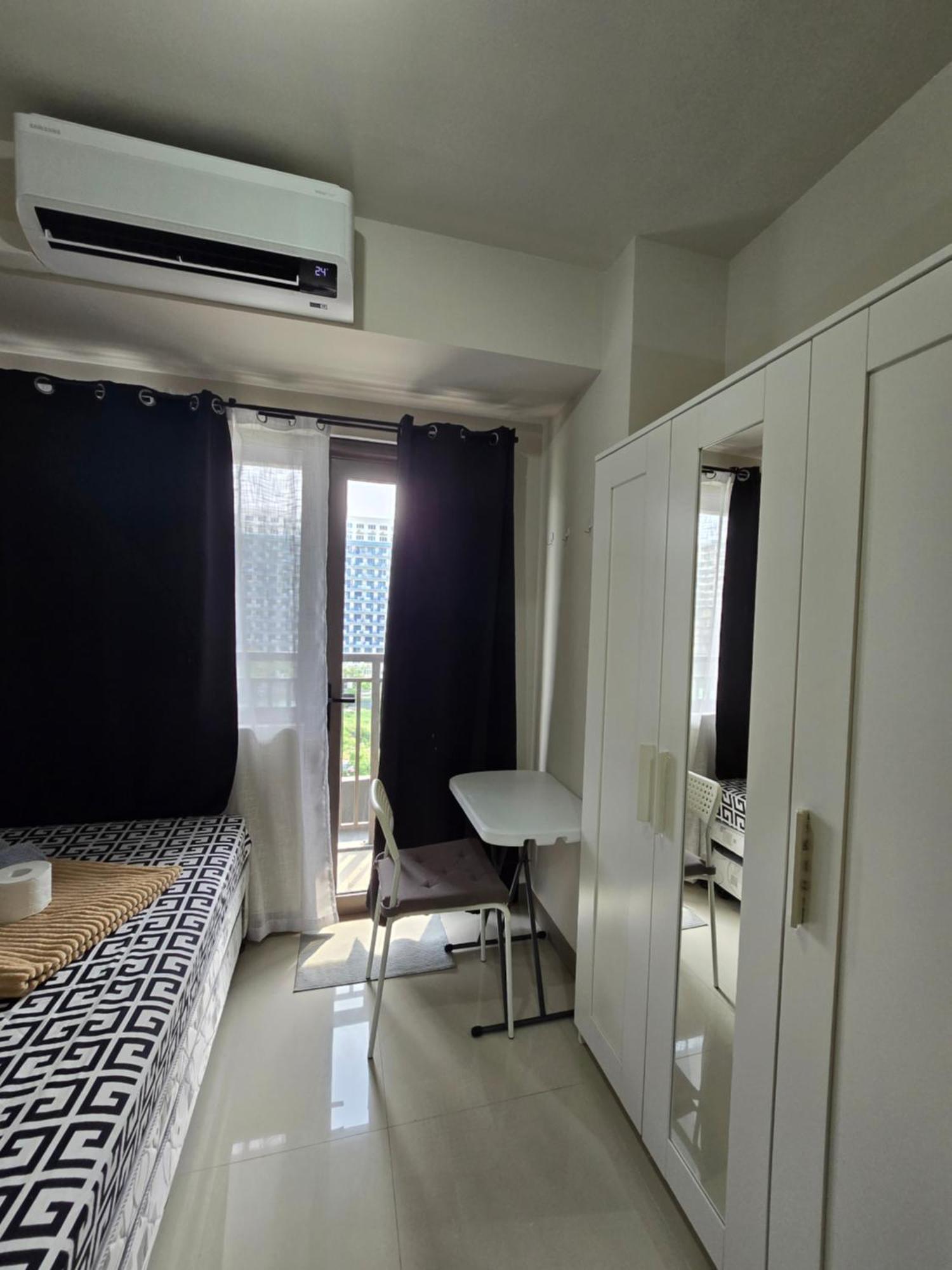 Ezbeds Near Mall Of Manila