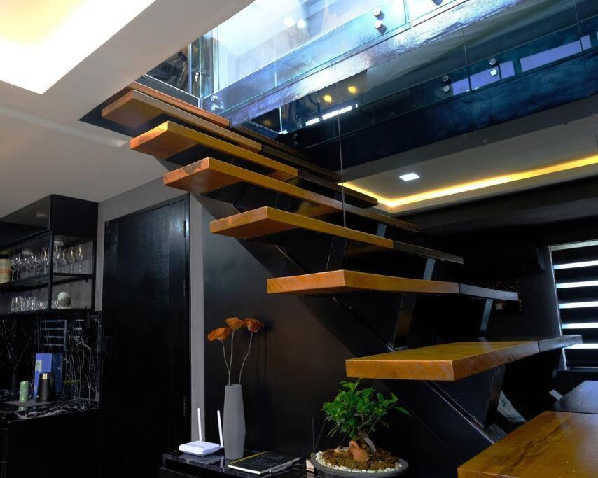 Casa Rica For Adventurous Fun - C Tb * Manila