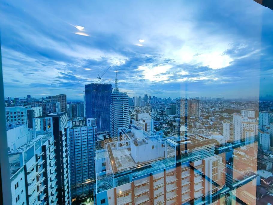 1br Unit Condotel W Balcony Fame Residences -fm03 *
