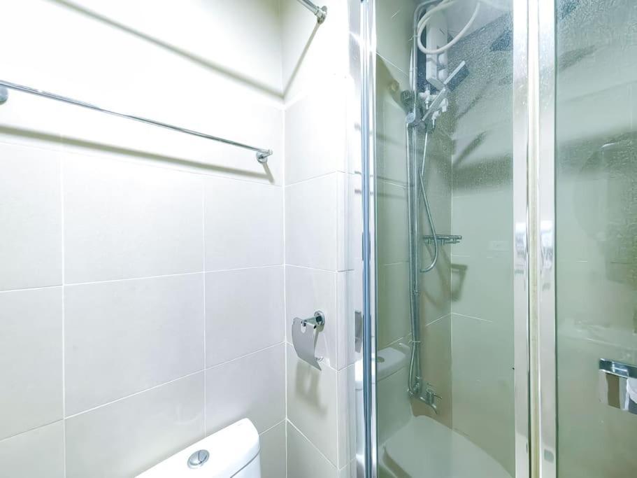 Apartment 1br Unit Condotel W Balcony Fame Residences -fm03 *