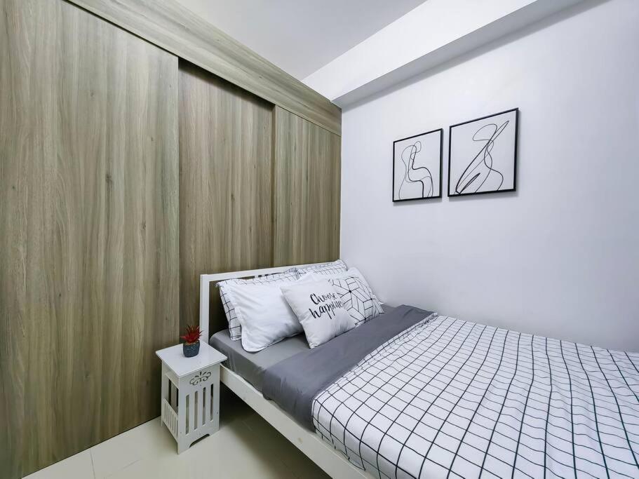 Apartment 1br Unit Condotel W Balcony Fame Residences -fm01