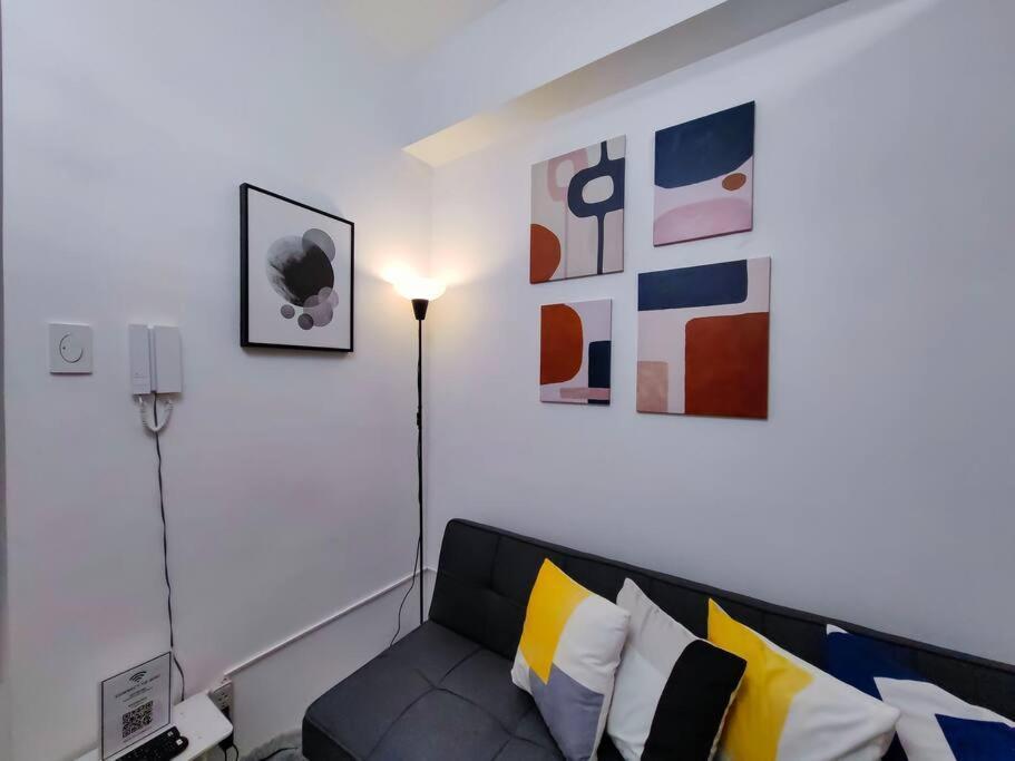 Apartment 1br Unit Condotel W Balcony Fame Residences -fm01 Manila