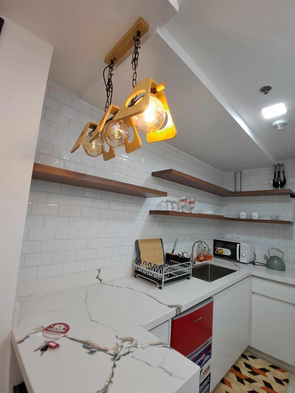 Uptown Parksuites Tower 1 Albergue *