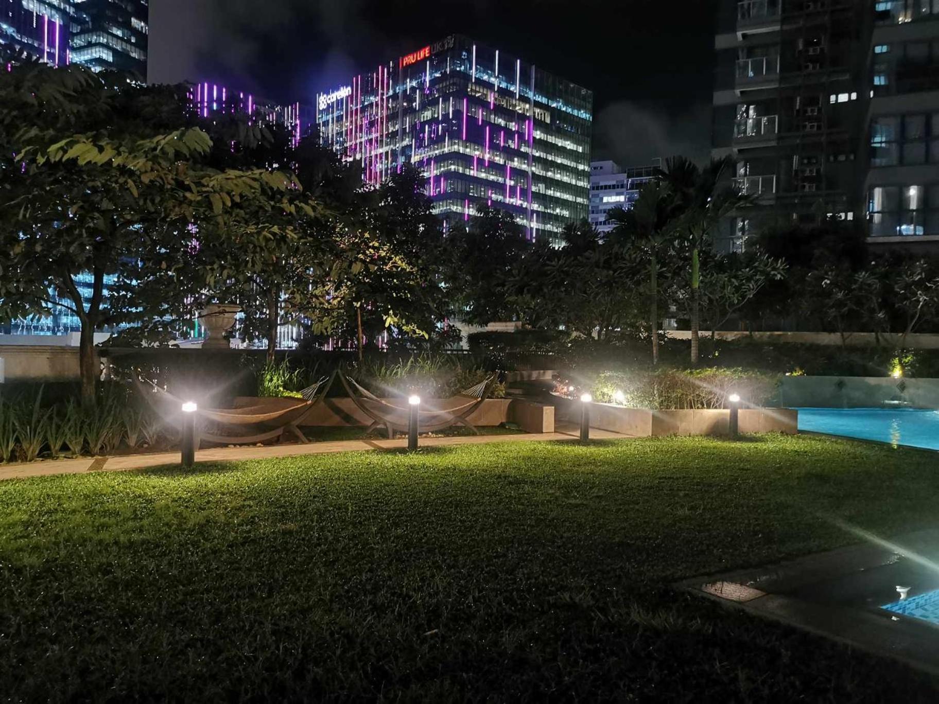 Uptown Parksuites Tower 1 Albergue Manila