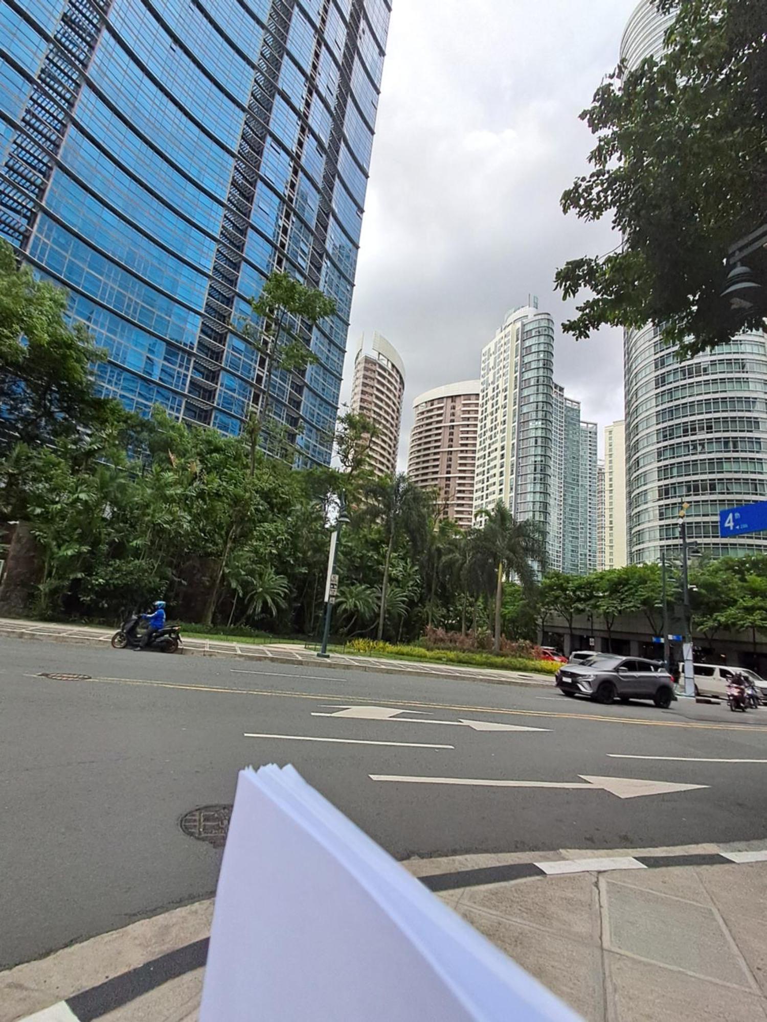 Albergue Uptown Parksuites Tower 1 Manila