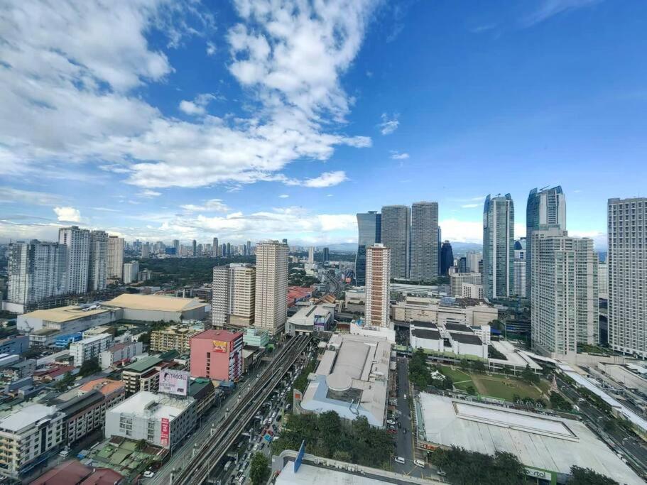 Apartment 1br Unit Condotel W Balcony Fame Residences -fm05 Manila