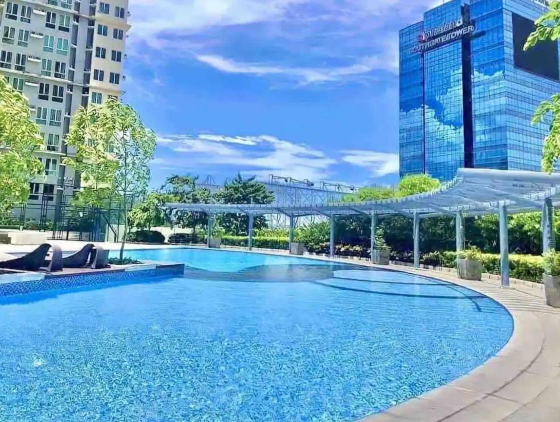 Hayahay Vacay * Manila