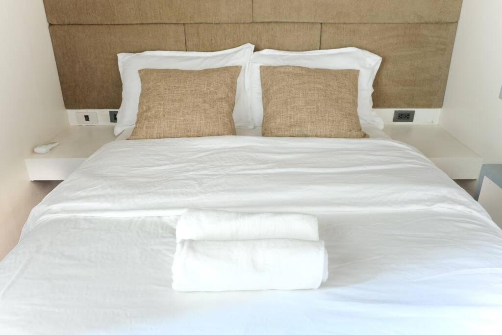 Loft 3br With Garden In Avant Bgc Parking With Fee * Manila
