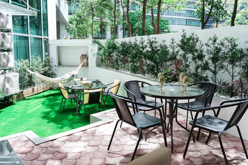 Loft 3br With Garden In Avant Bgc Parking With Fee * Manila