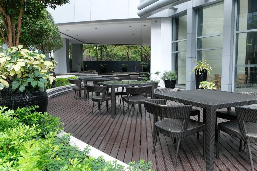 Loft 3br With Garden In Avant Bgc Parking With Fee * Manila
