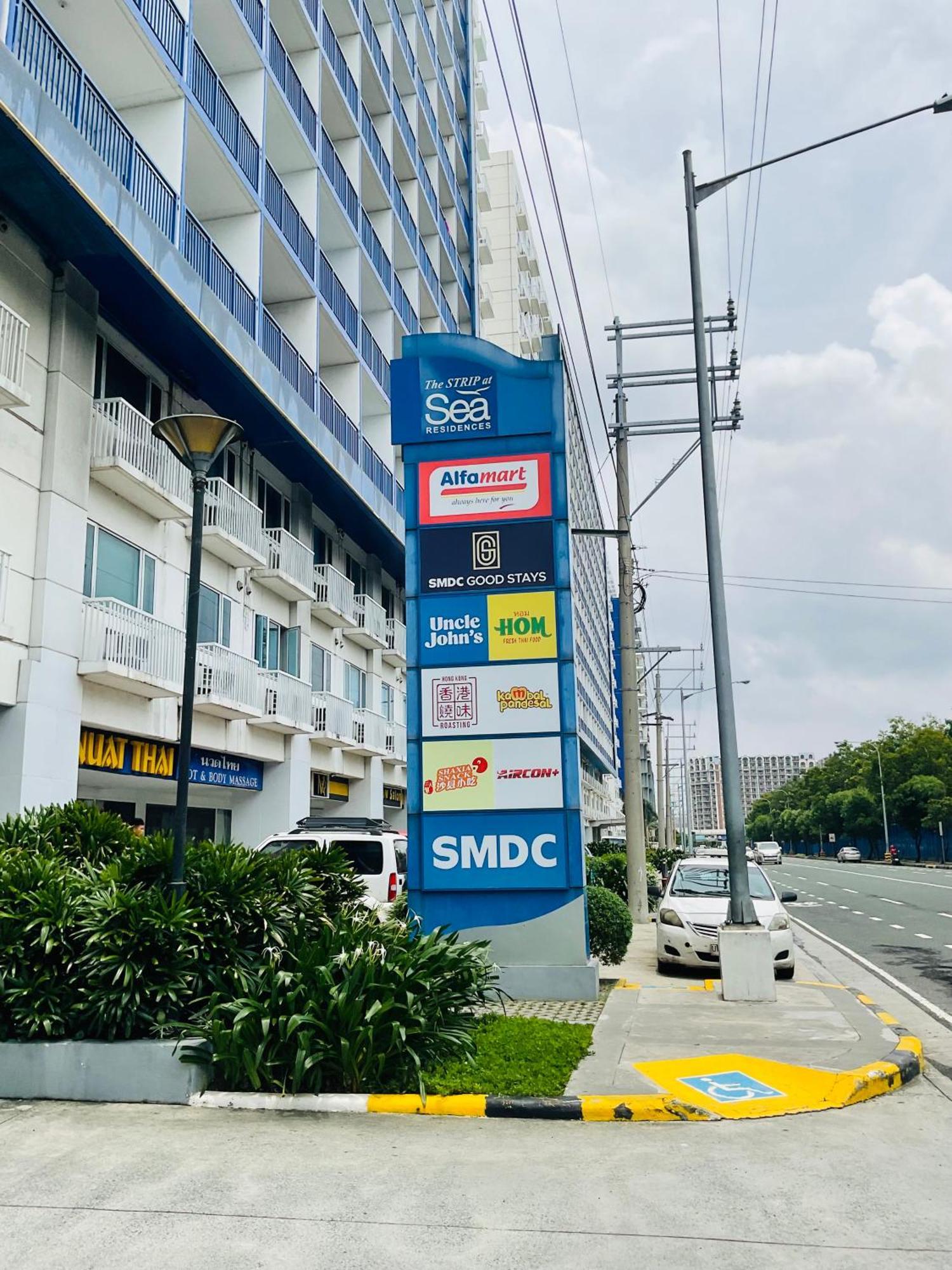 Sea Residences Moa Complex - Ruffa's Condotel Apartment