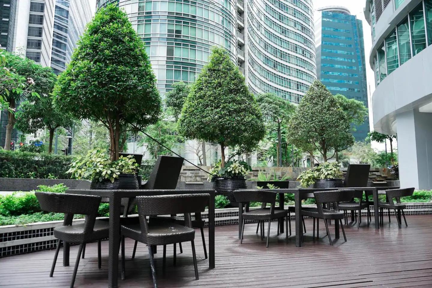 Jane In The City! In Avant, Bgc