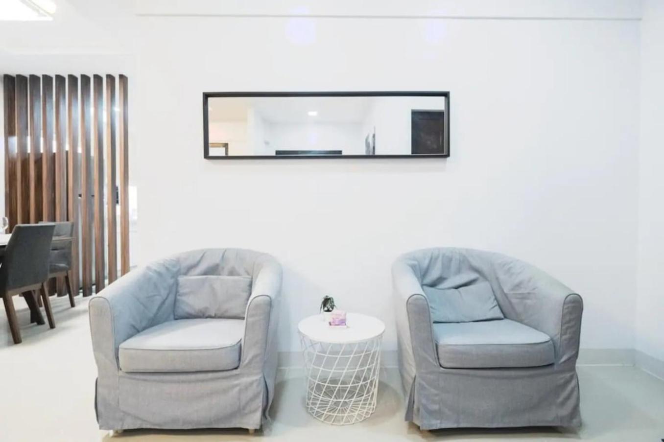 3bd Lux City Oasis Las Pinas *