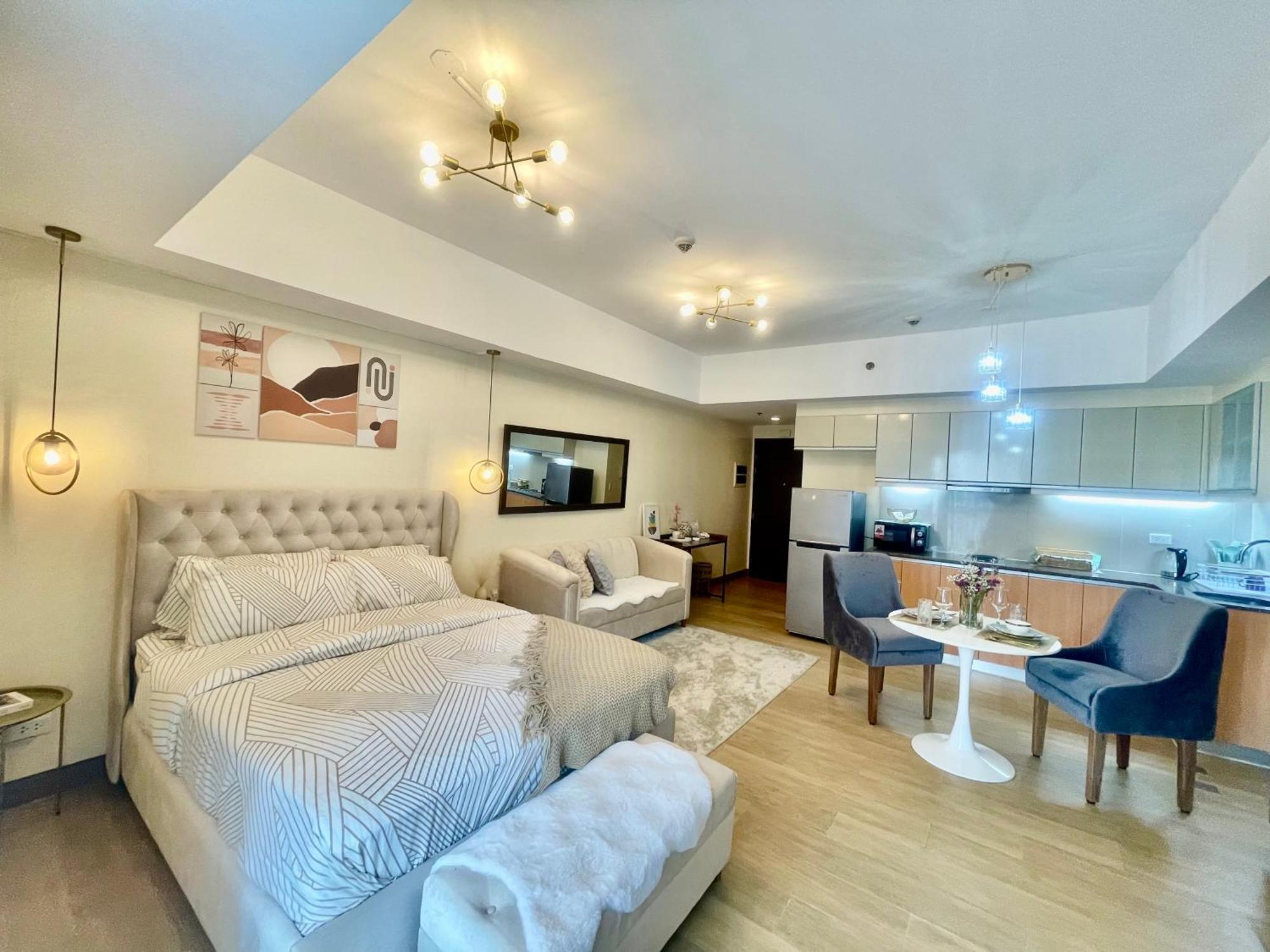 Cozy Place @ Venice Luxury Residences *