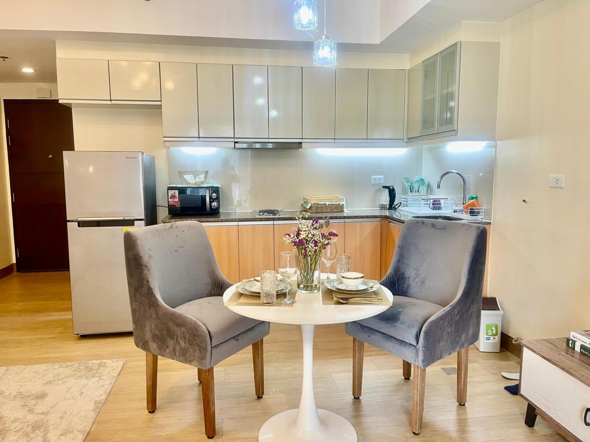 Cozy Place @ Venice Luxury Residences Manila