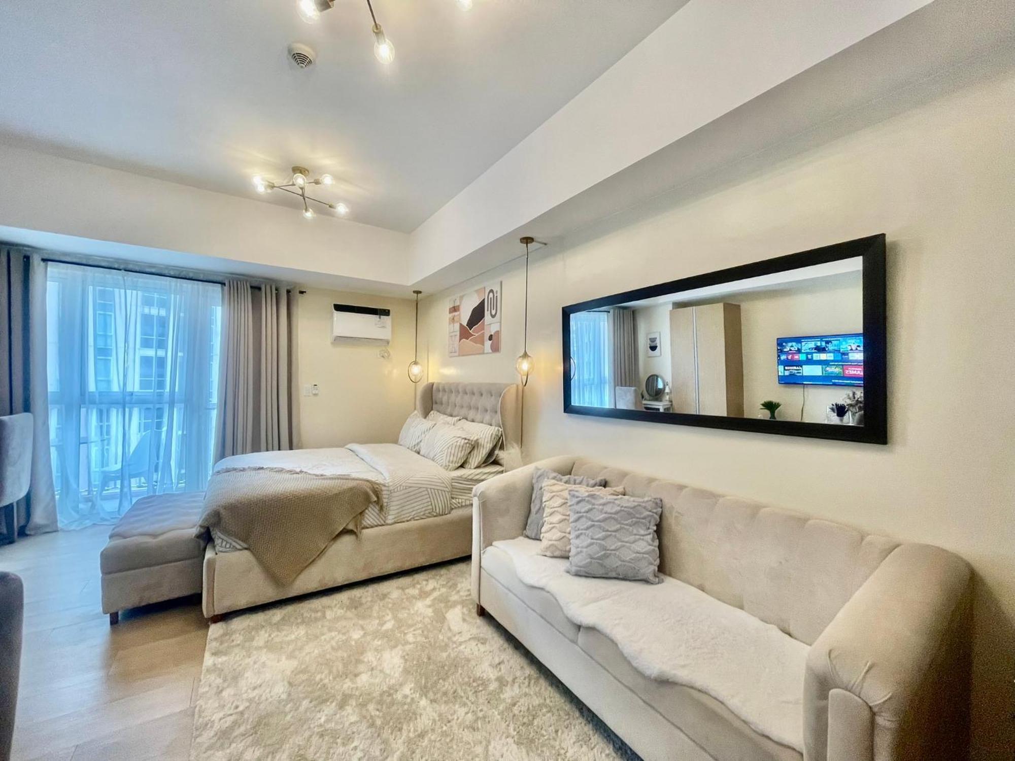 Cozy Place @ Venice Luxury Residences * Manila