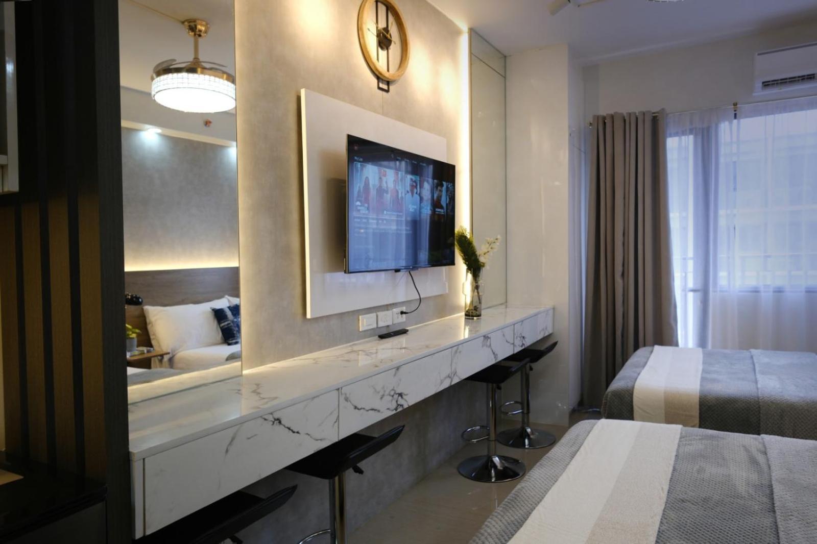 Staycation Near Mall Of Asia, Condotel With 2 Beds, Pasay * Manila