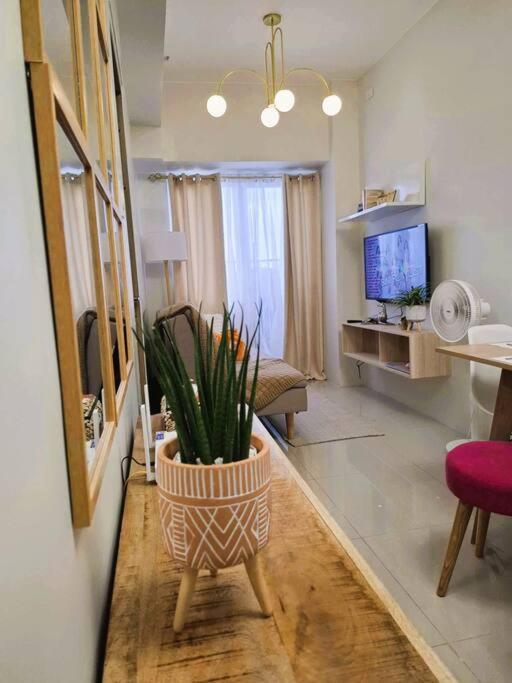 Comfy Near Naia Airport Apartment Manila