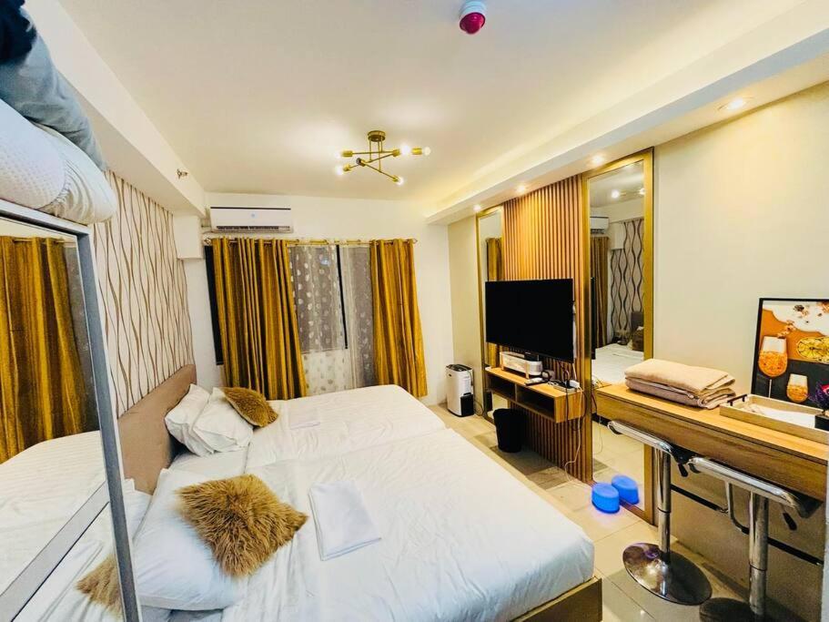 Staycation Near Moa Shore 2 Residences * Manila
