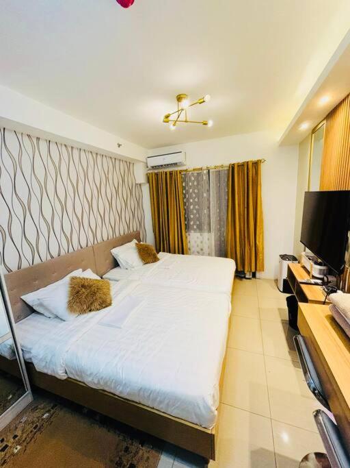 Staycation Near Moa Shore 2 Residences Apartment