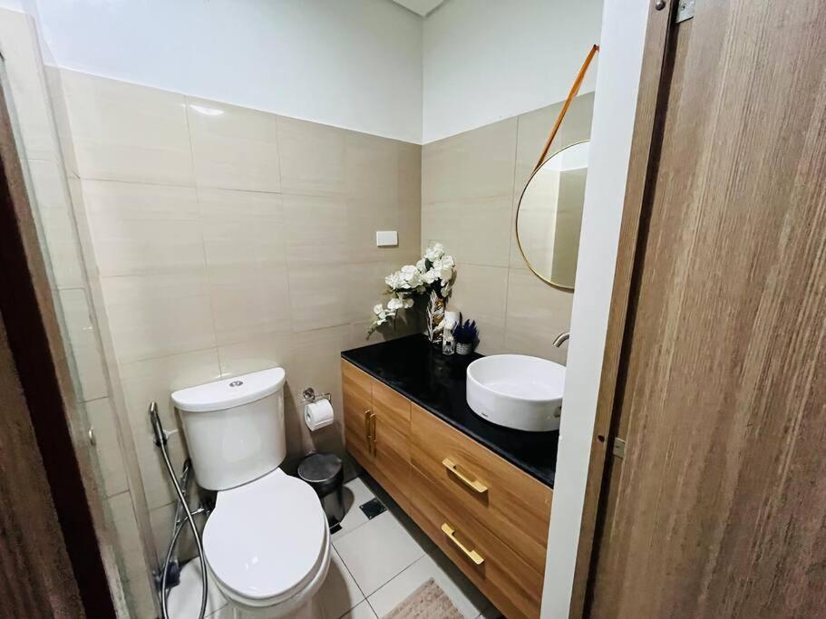 Staycation Near Moa Shore 2 Residences Apartment *