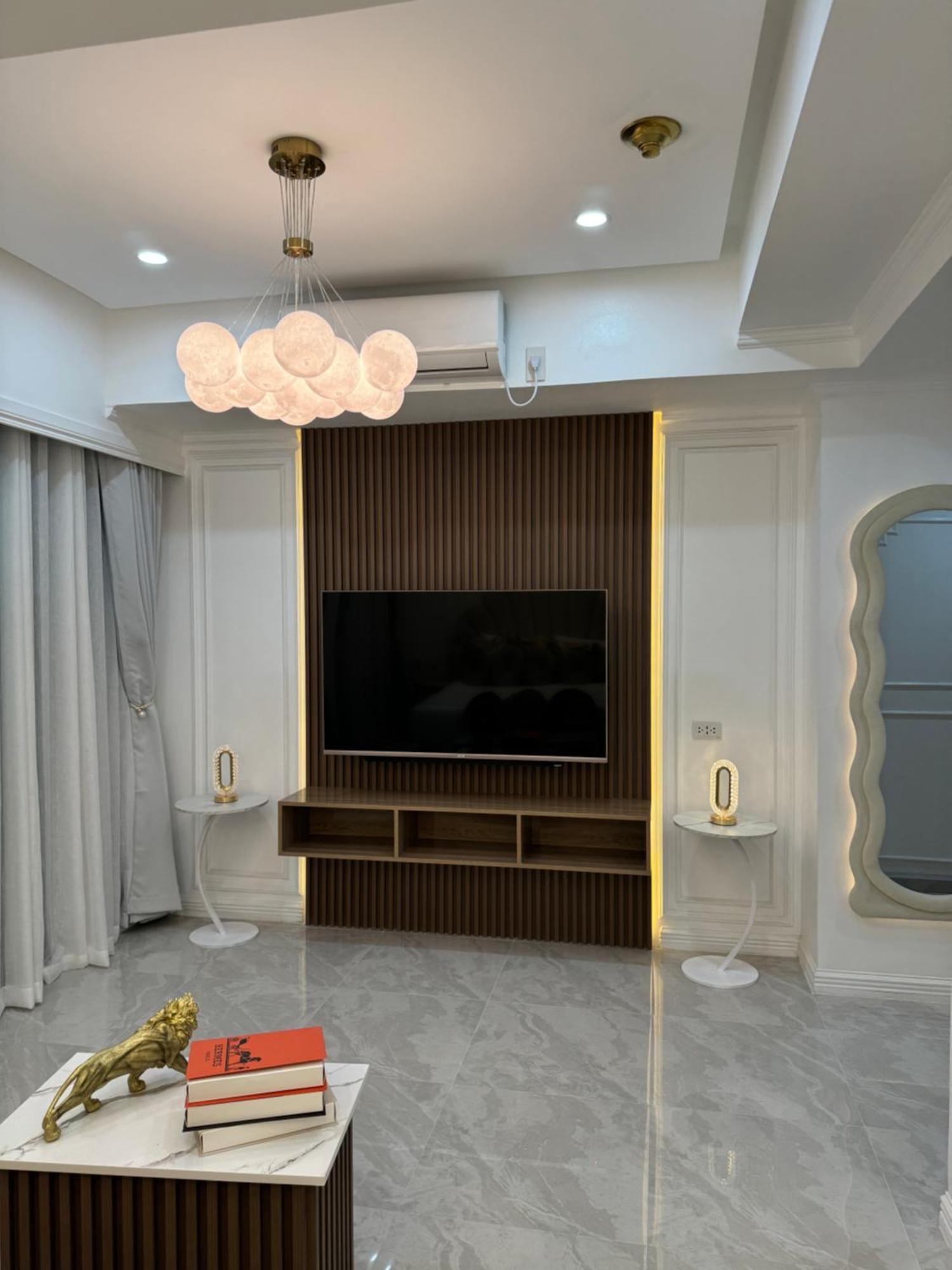 Makati Prime Luxury *